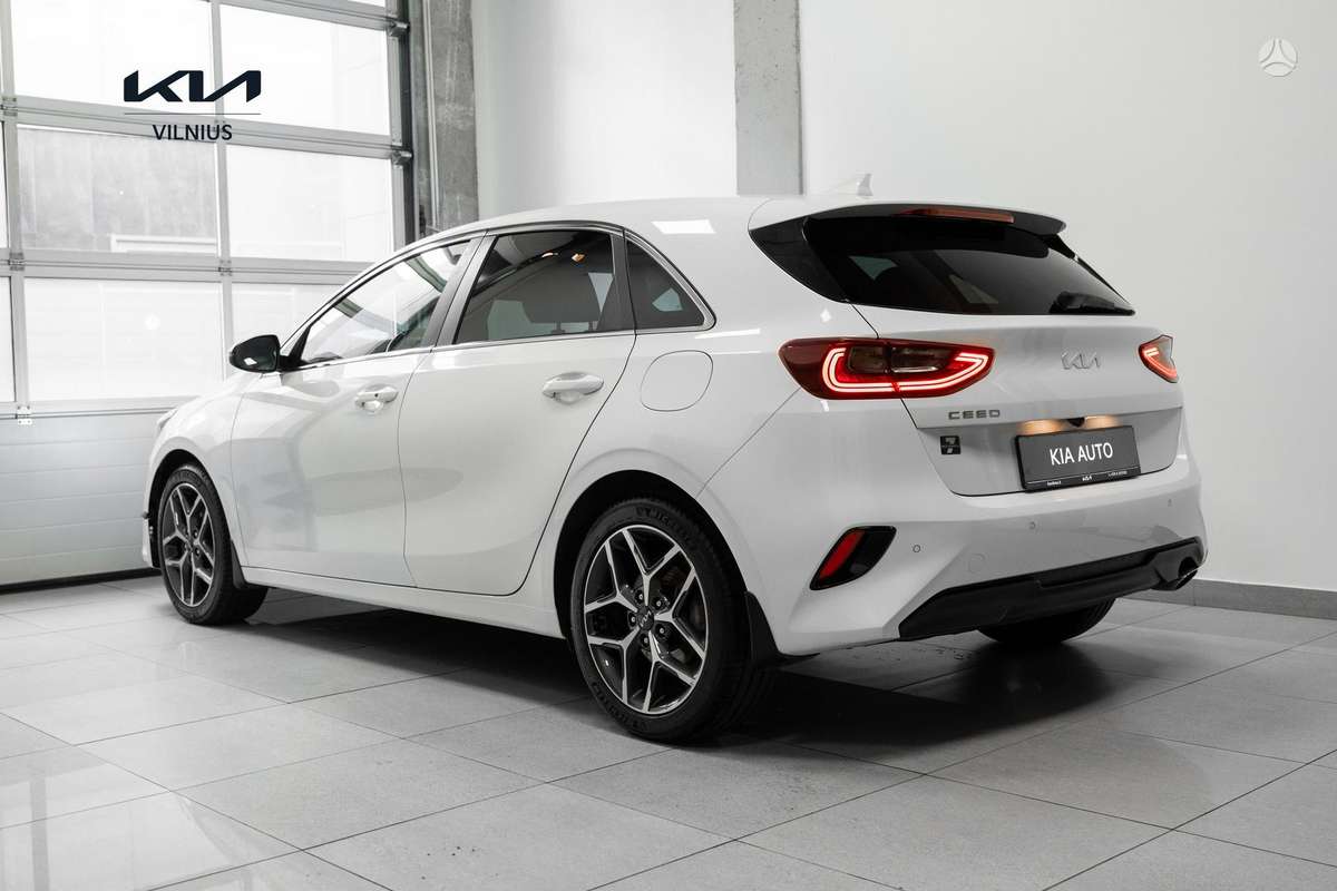 Kia Ceed, 1.6 l., hatchback