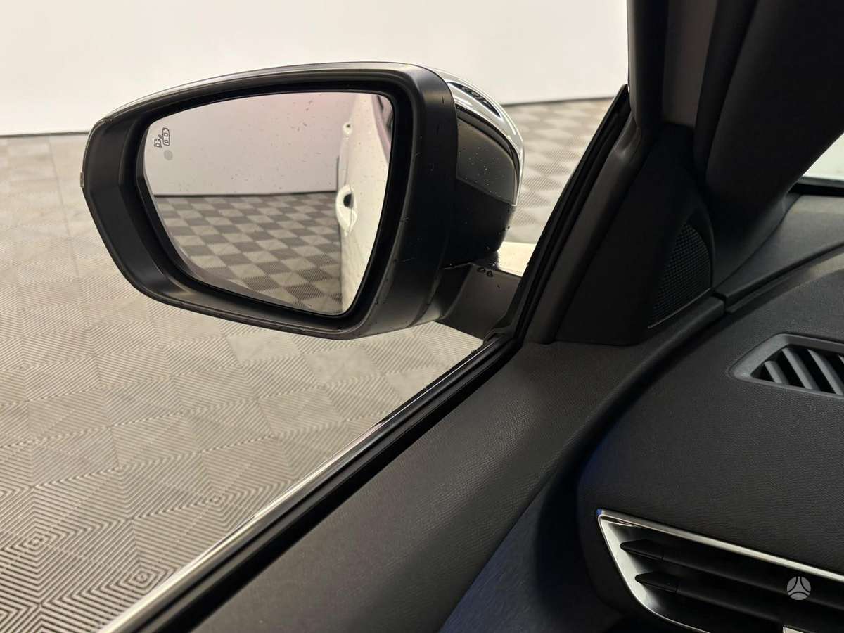Peugeot 5008 - 5