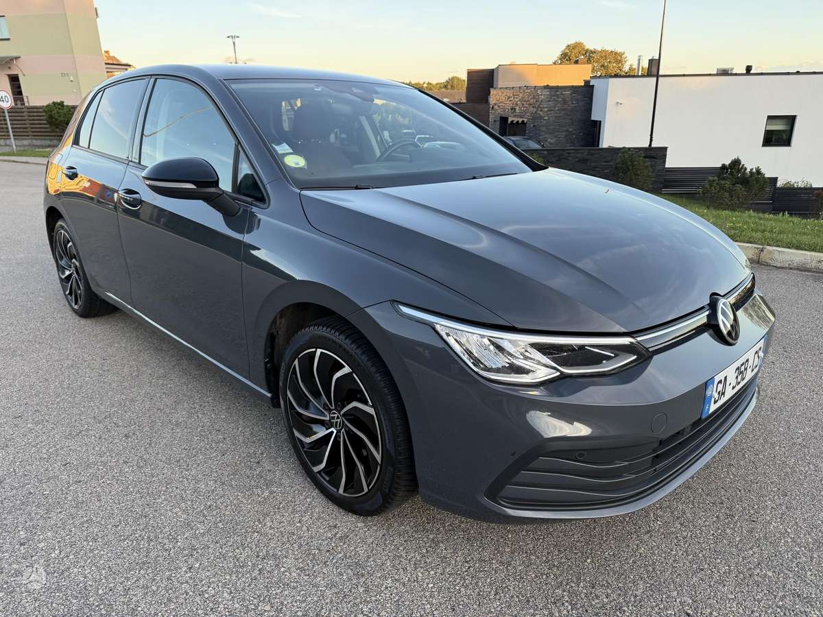 Volkswagen Golf - 10