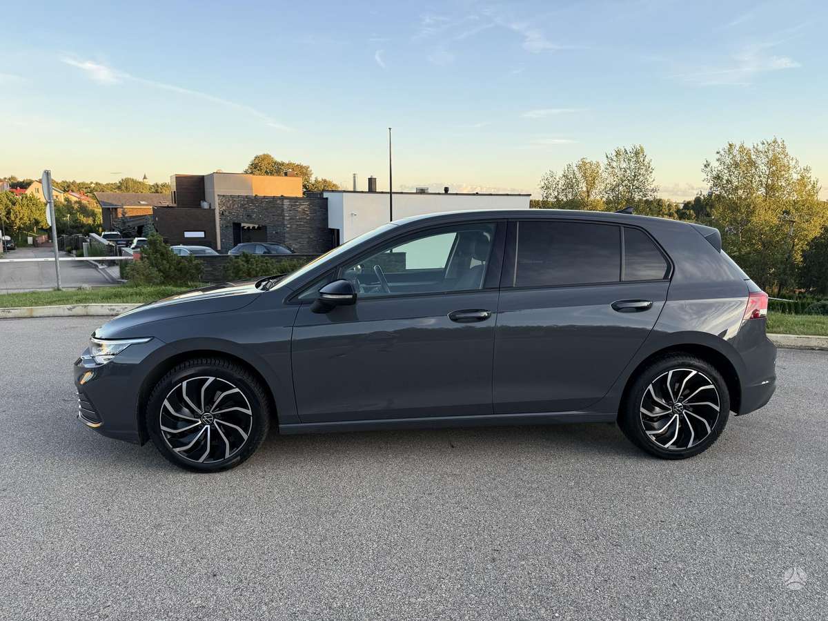 Volkswagen Golf - 4