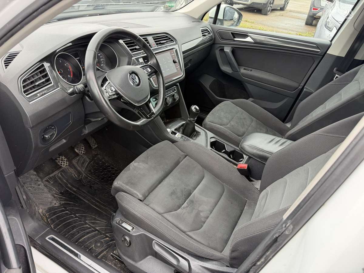 Volkswagen Tiguan - 7