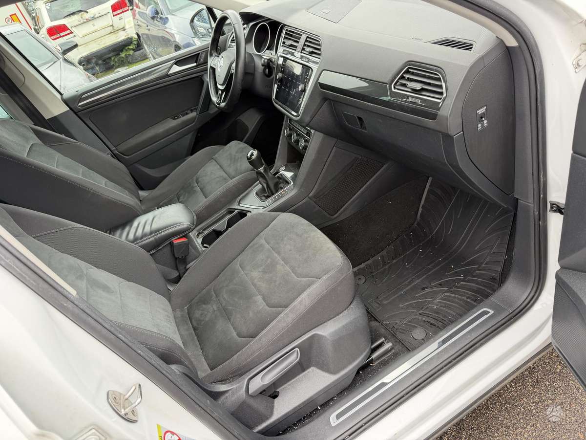 Volkswagen Tiguan - 8