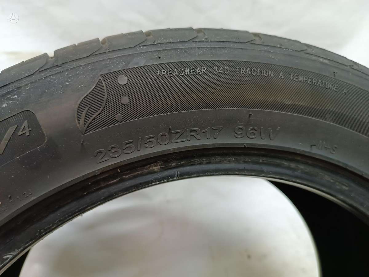 -Kita-, universalios 235/50 R17