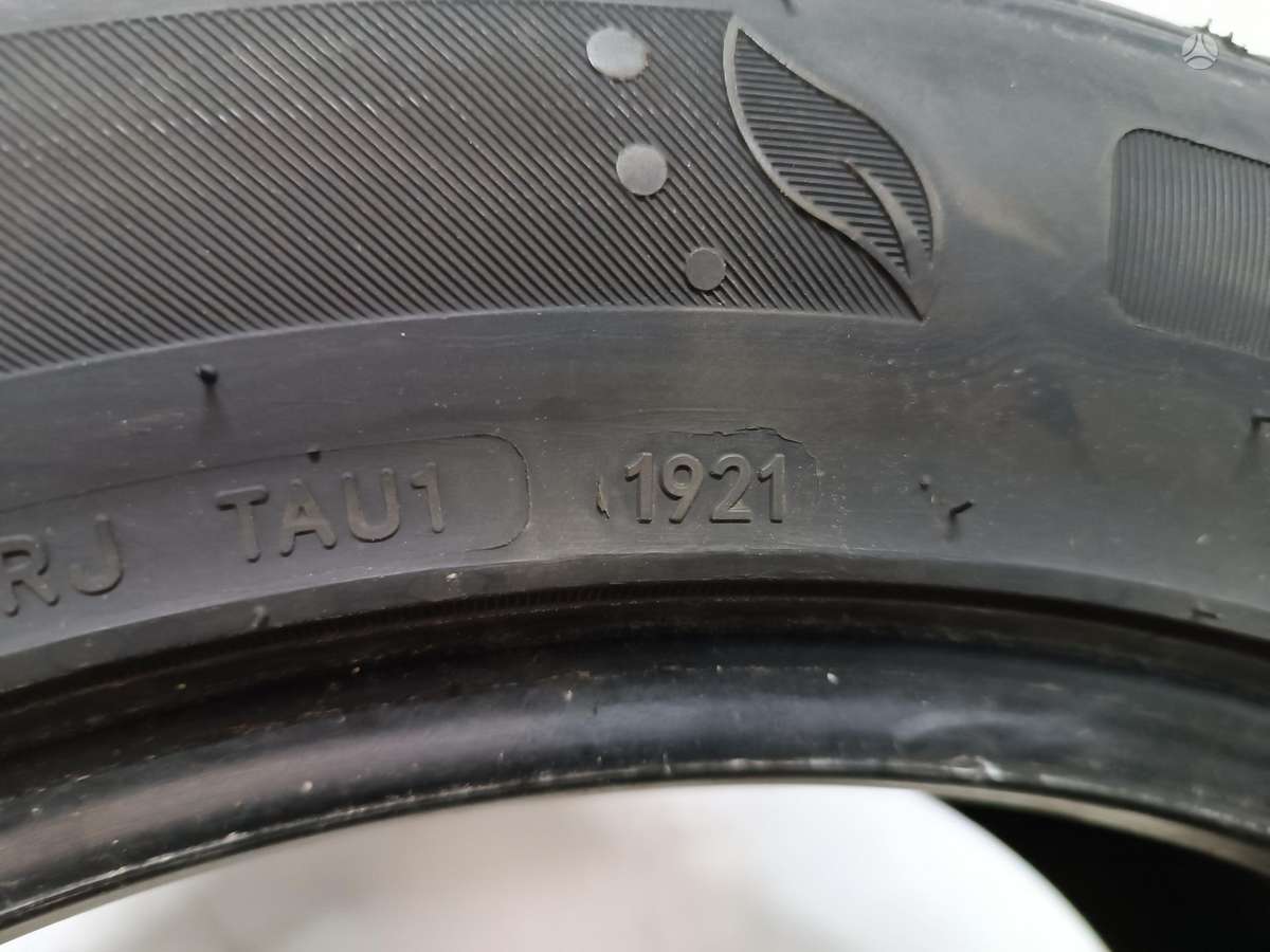 -Kita-, universalios 235/50 R17