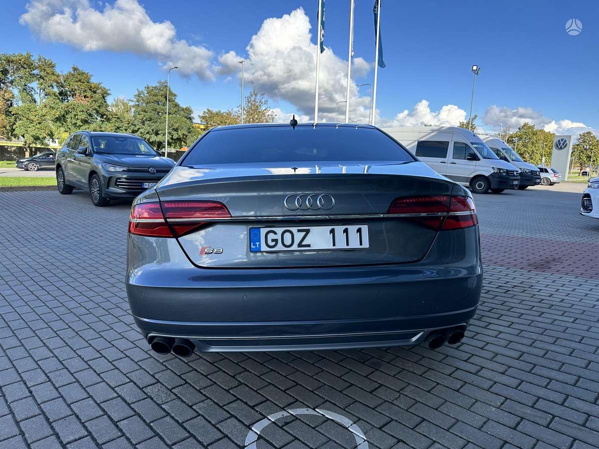 Audi S8, 4.0 l., Седан