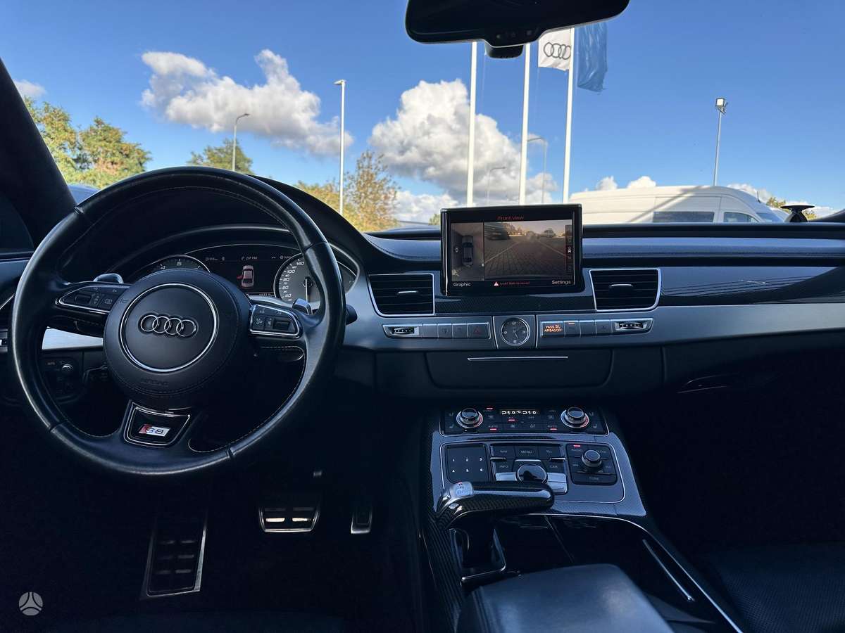 Audi S8, 4.0 l., Седан