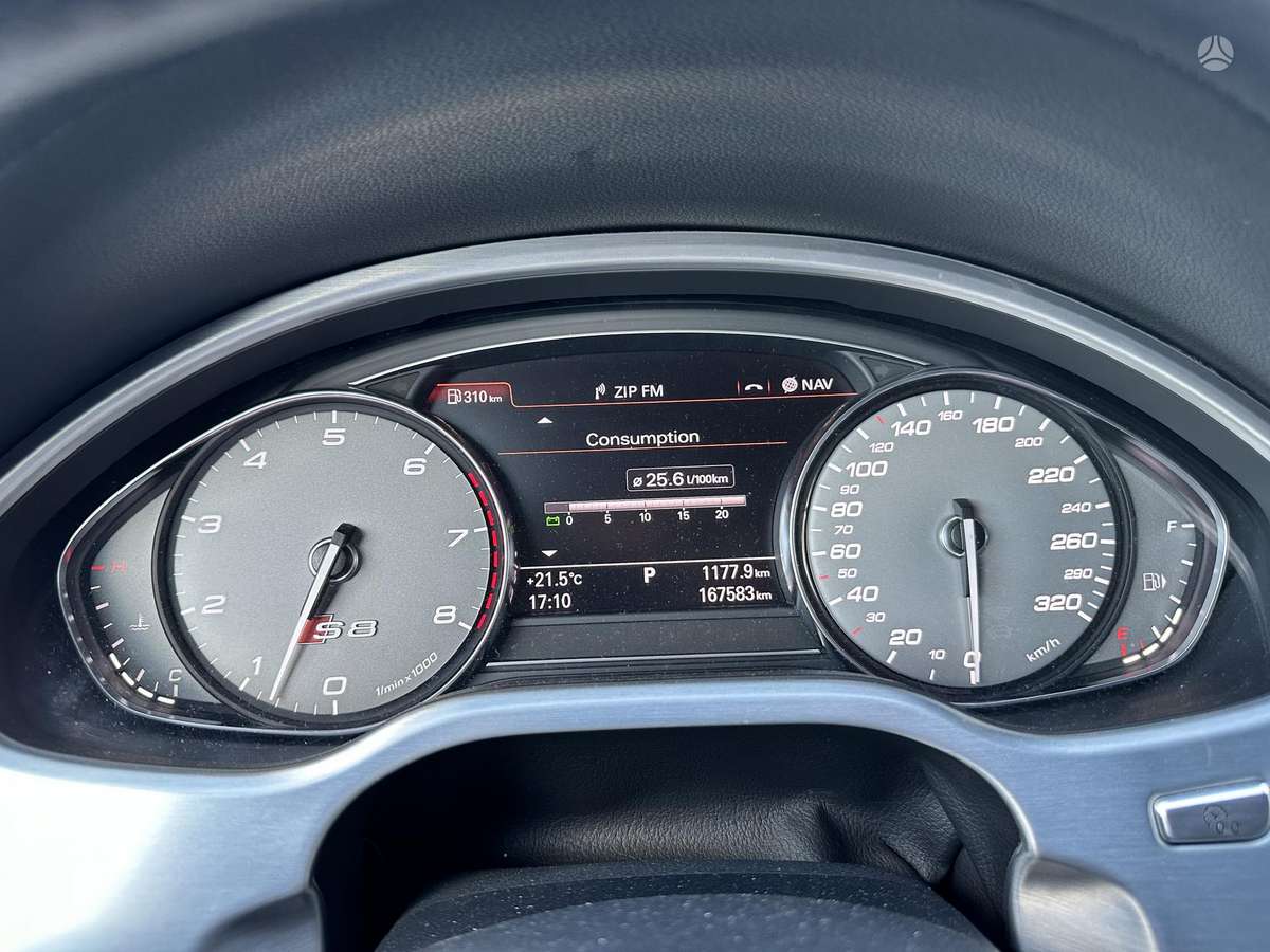 Audi S8, 4.0 l., Седан