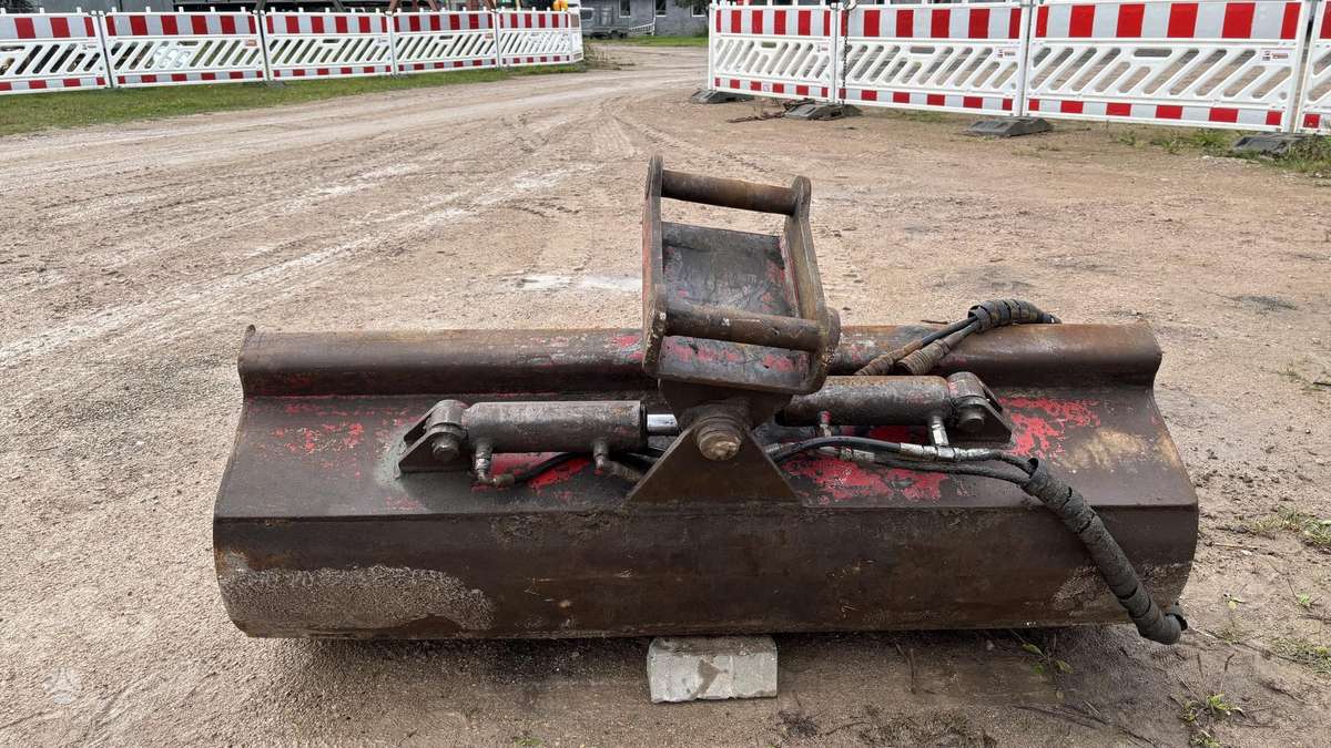 -Kita- S40, kaušai