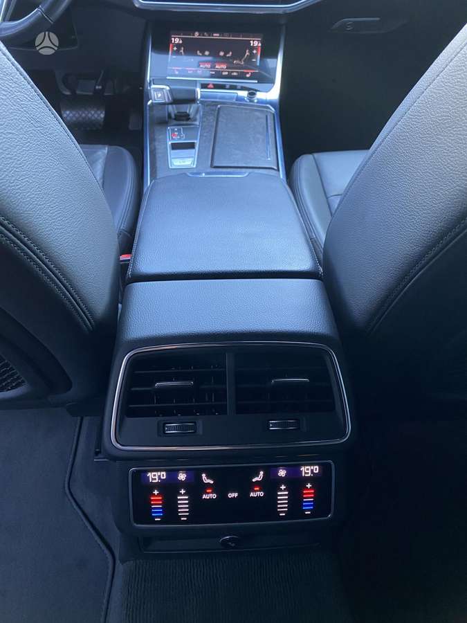 Audi A6, 2.0 l., Универсал