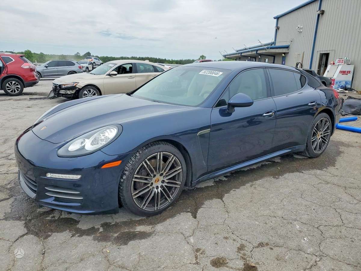 Porsche Panamera