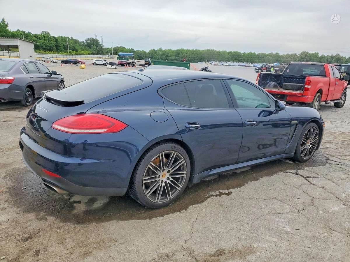 Porsche Panamera