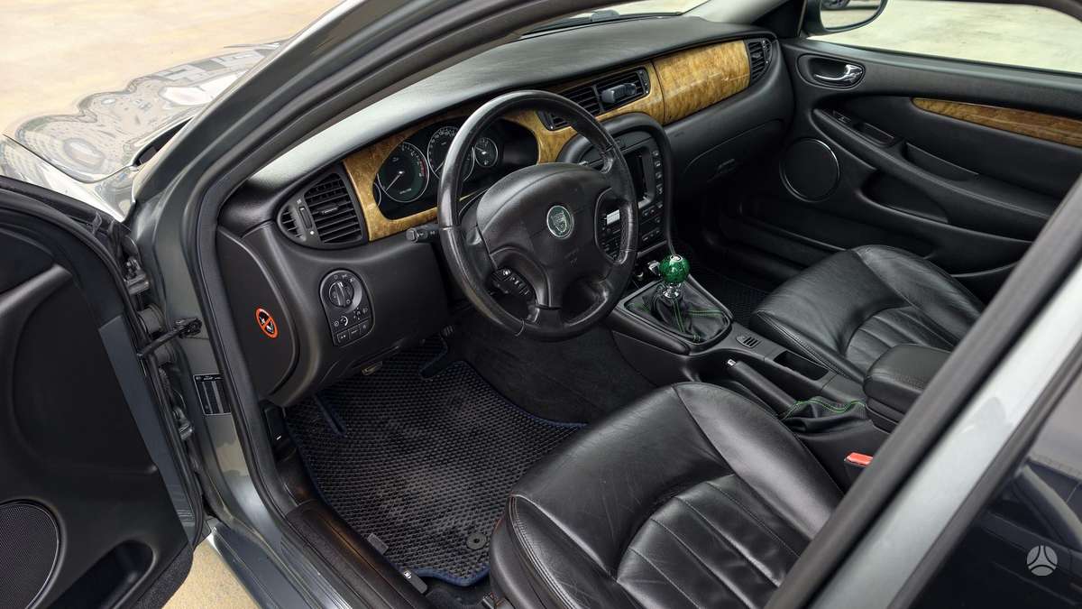 Jaguar X-Type, 3.0 l., Седан