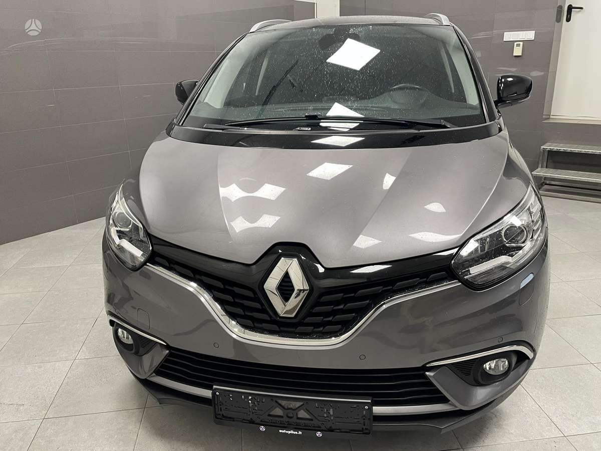 Renault Grand Scenic - 10
