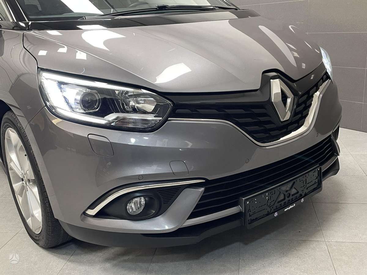 Renault Grand Scenic - 9