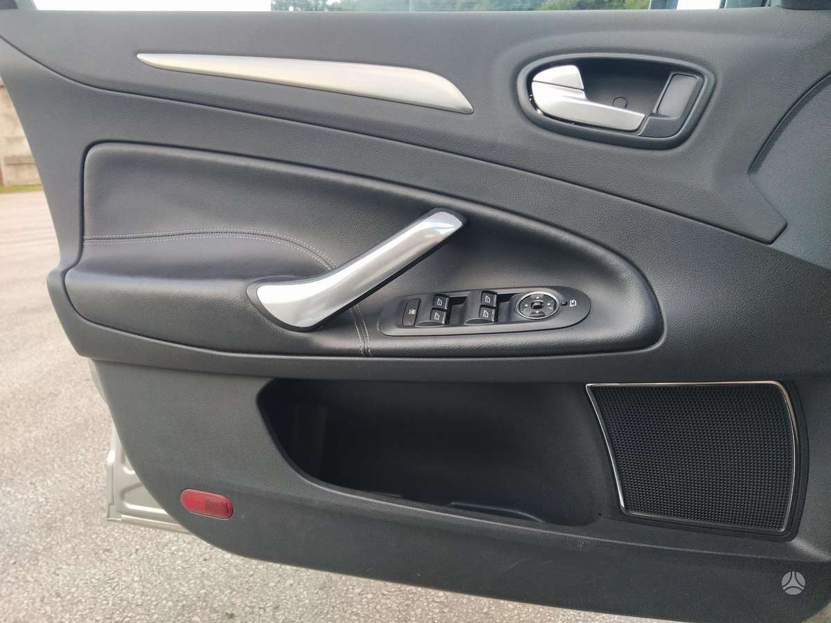 Ford Mondeo, 2.0 l., Хэтчбек