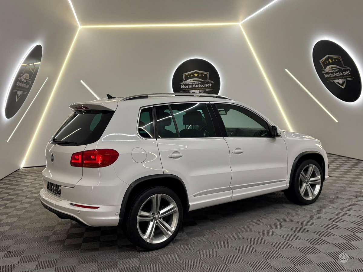 Volkswagen Tiguan - 8