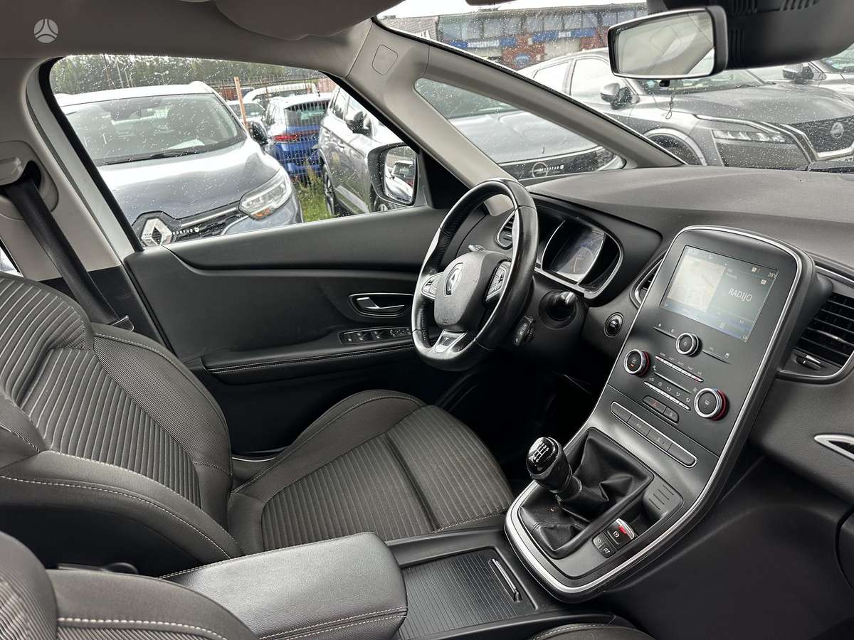 Renault Scenic, 1.5 l., Минивэн
