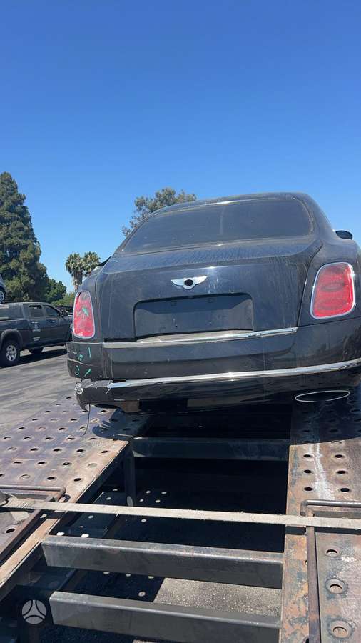 Bentley Mulsanne, limousine