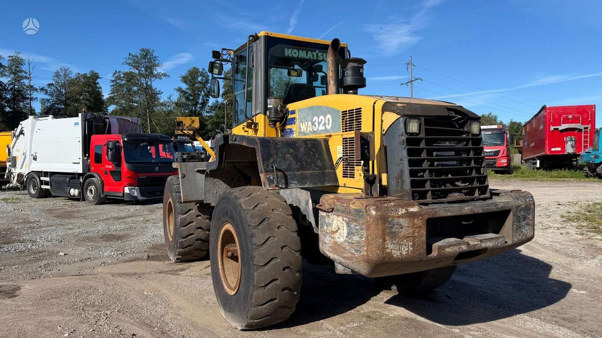 Komatsu WA320-5, frontal loader