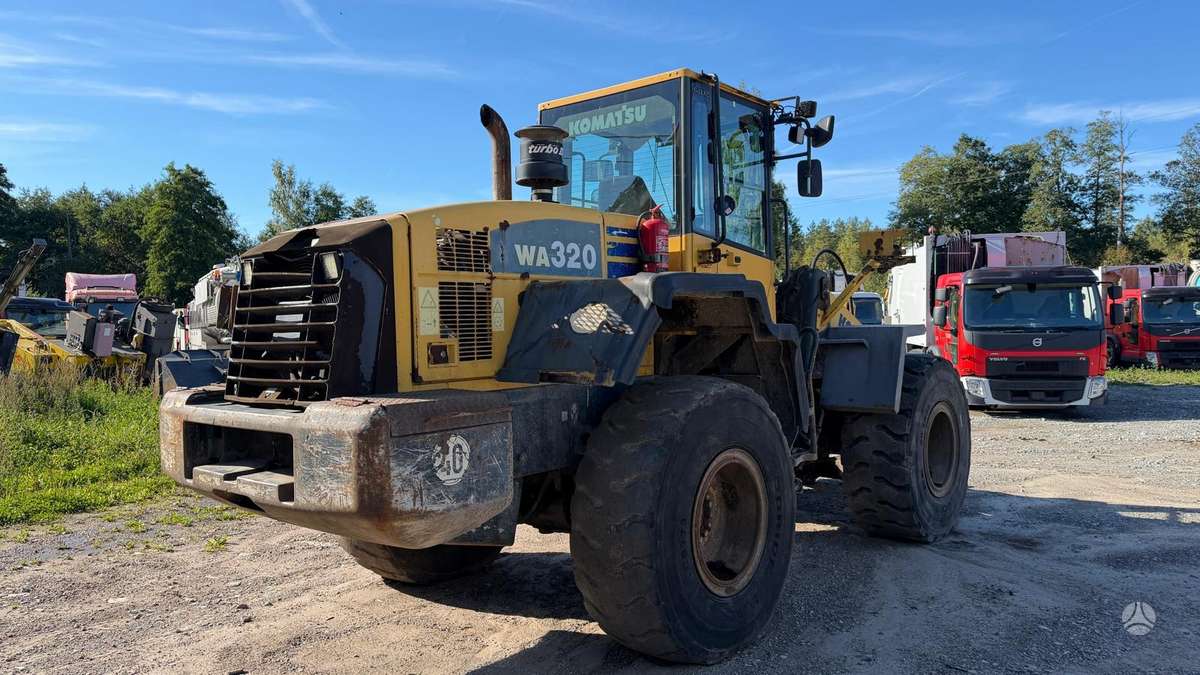 Komatsu WA320-5, frontal loader