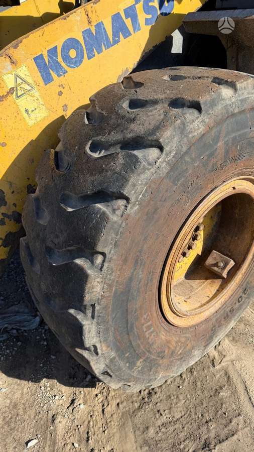 Komatsu WA320-5, frontal loader