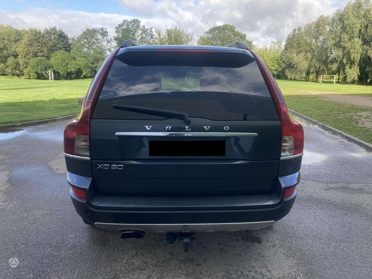 Volvo XC90 - 10