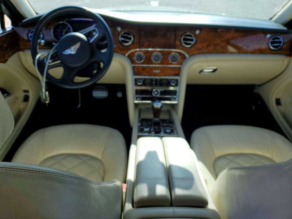 Bentley Mulsanne, limousine