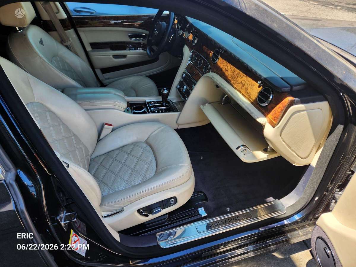 Bentley Mulsanne, limousine