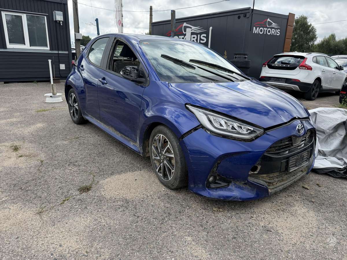 Toyota Yaris - 1