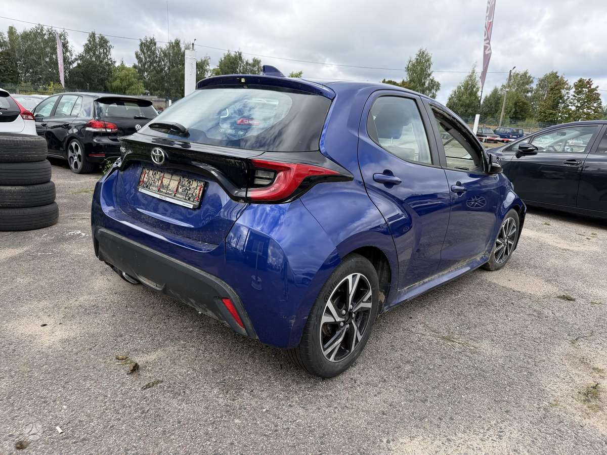 Toyota Yaris - 3