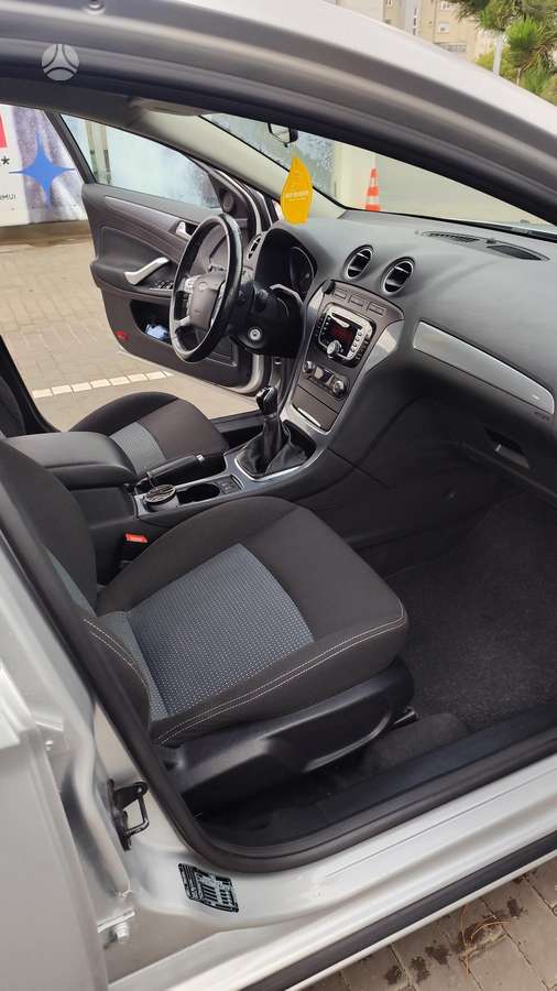 Ford Mondeo, 2.0 l., hatchback