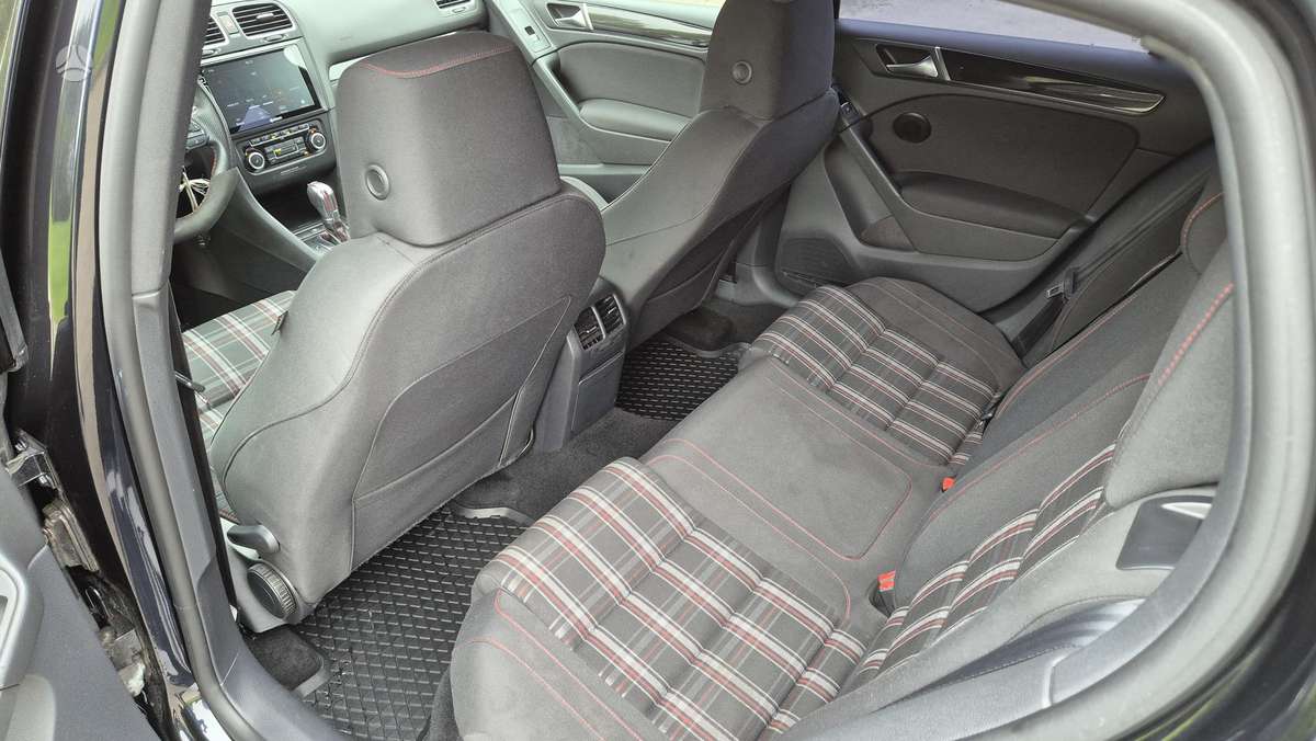 Volkswagen Golf, 2.0 l., hatchback