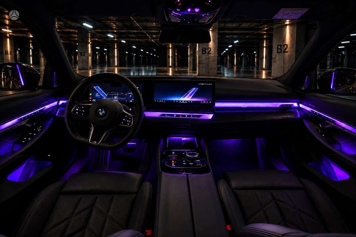 BMW 520, 2.0 l., sedanas