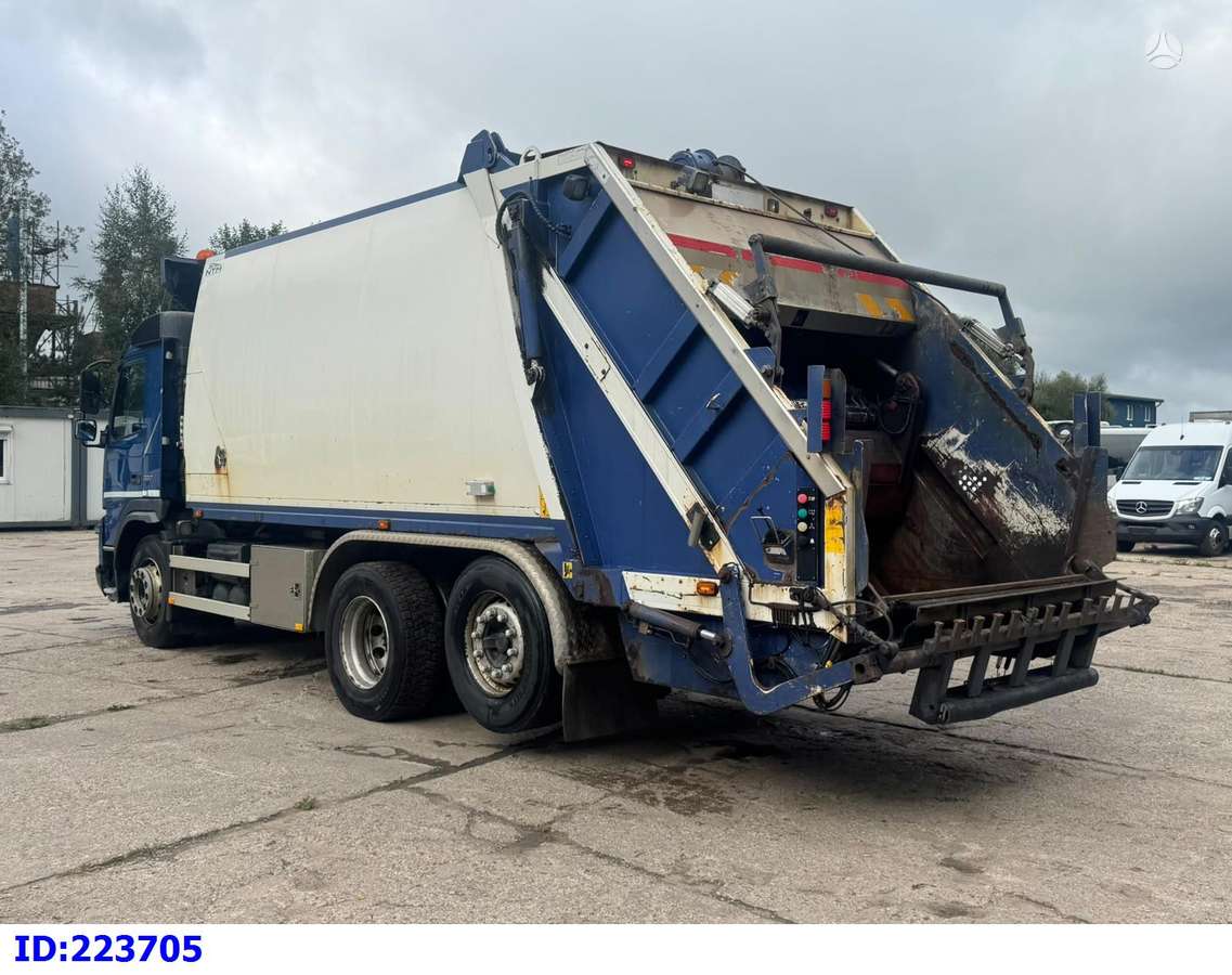 Volvo FMX 330 6x2, other