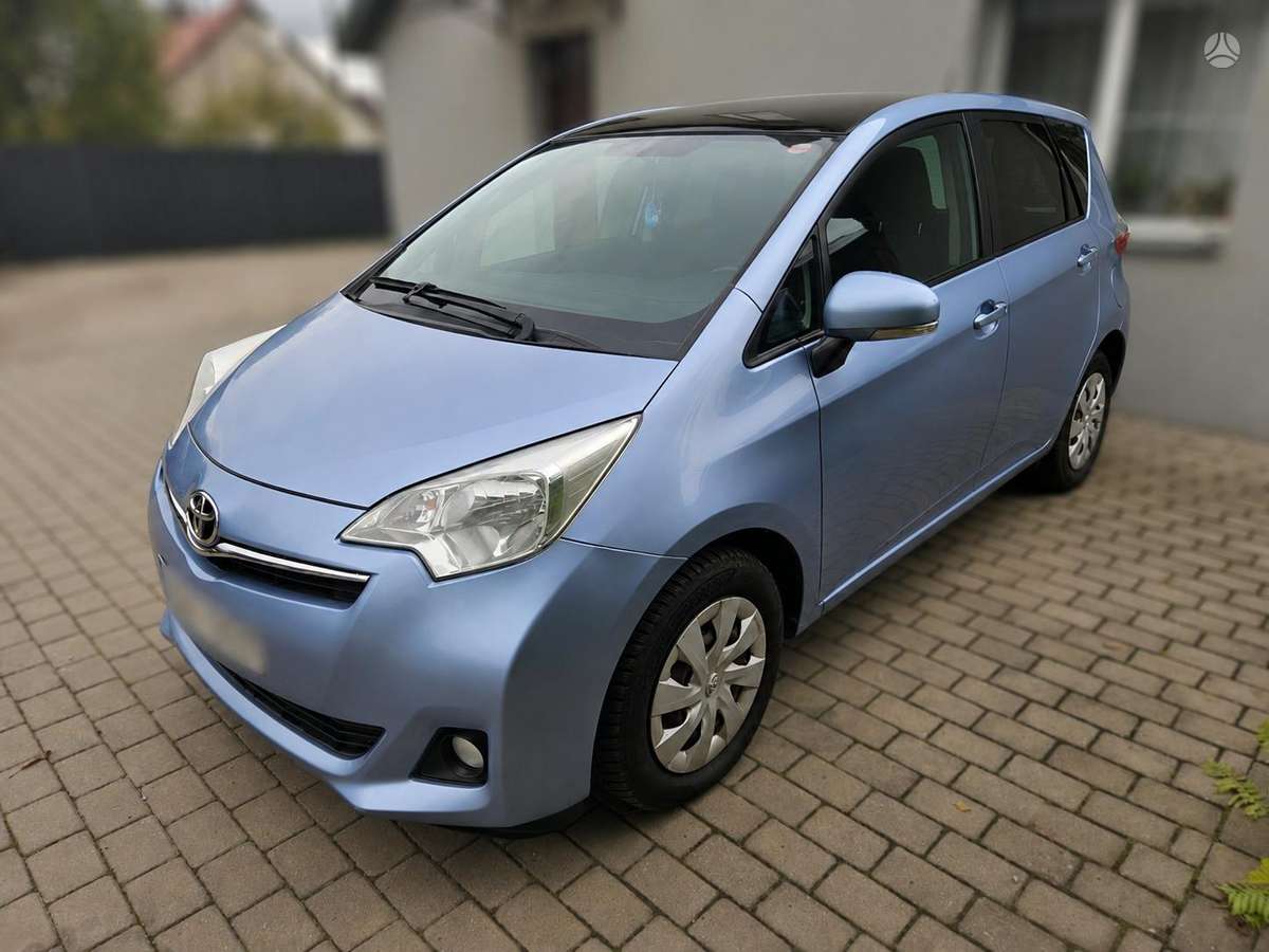 Toyota Verso-S - 1