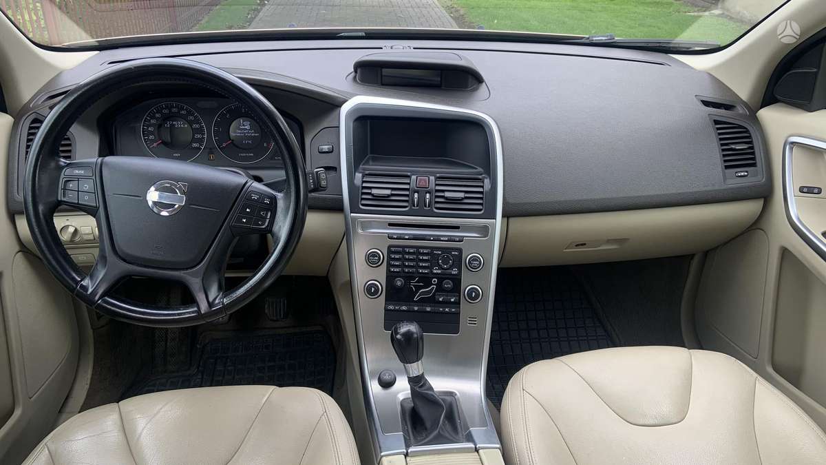 Volvo XC60 - 10
