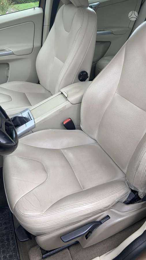 Volvo XC60 - 12