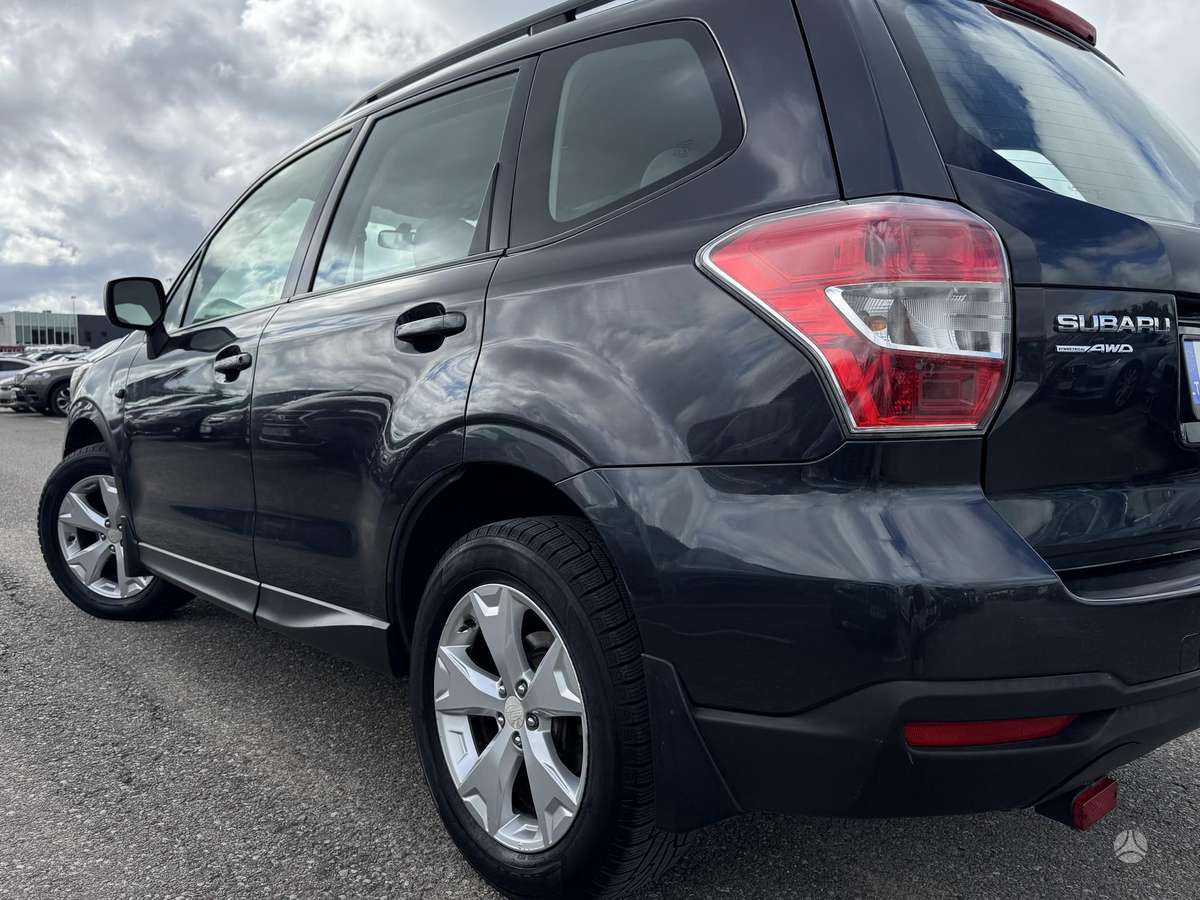 Subaru Forester, 2.5 l., off-road / crossover