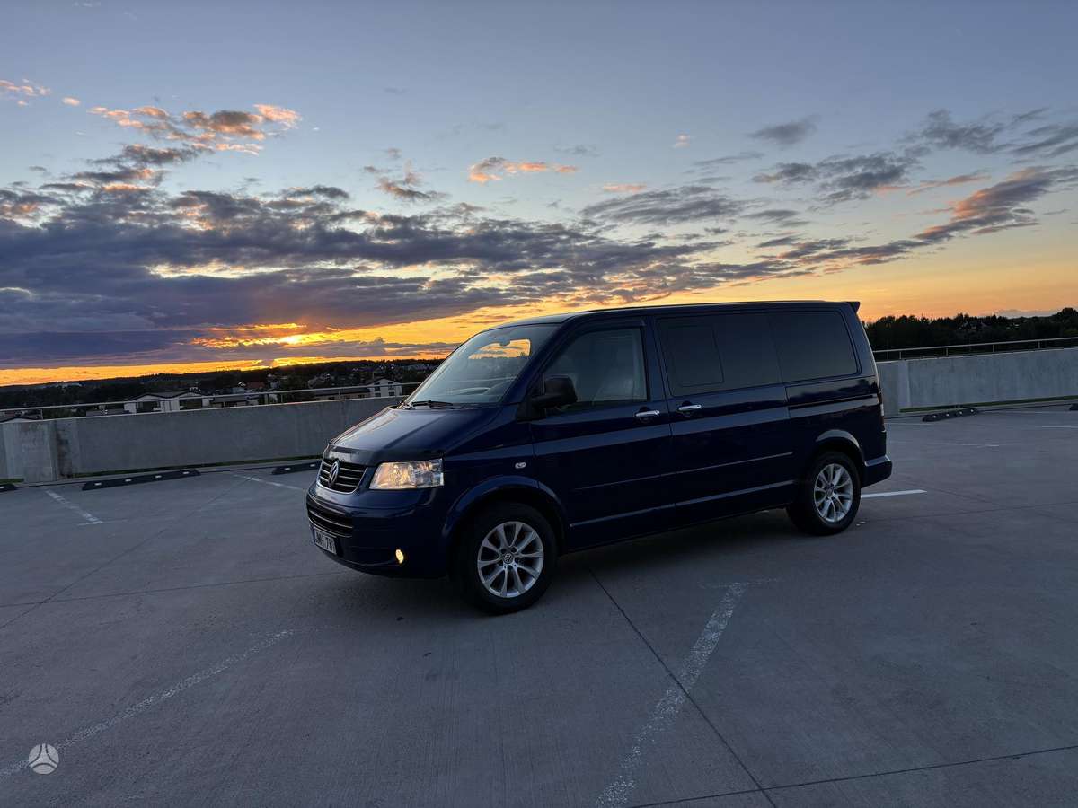 Volkswagen Multivan - 4