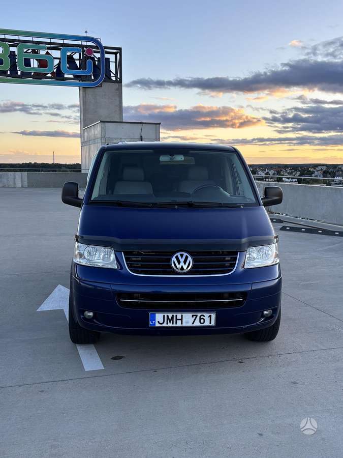 Volkswagen Multivan - 8