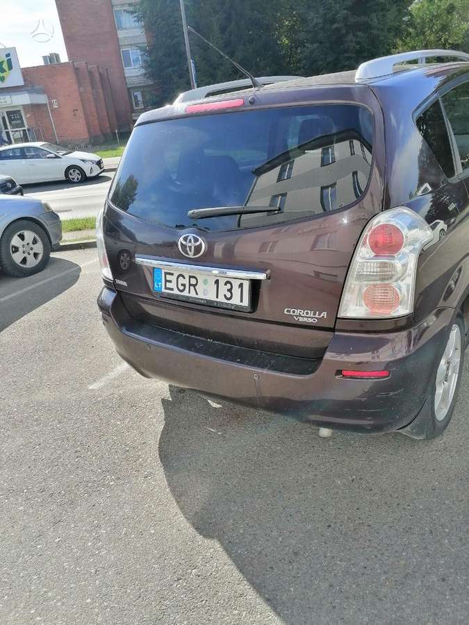 Toyota Corolla Verso - 5