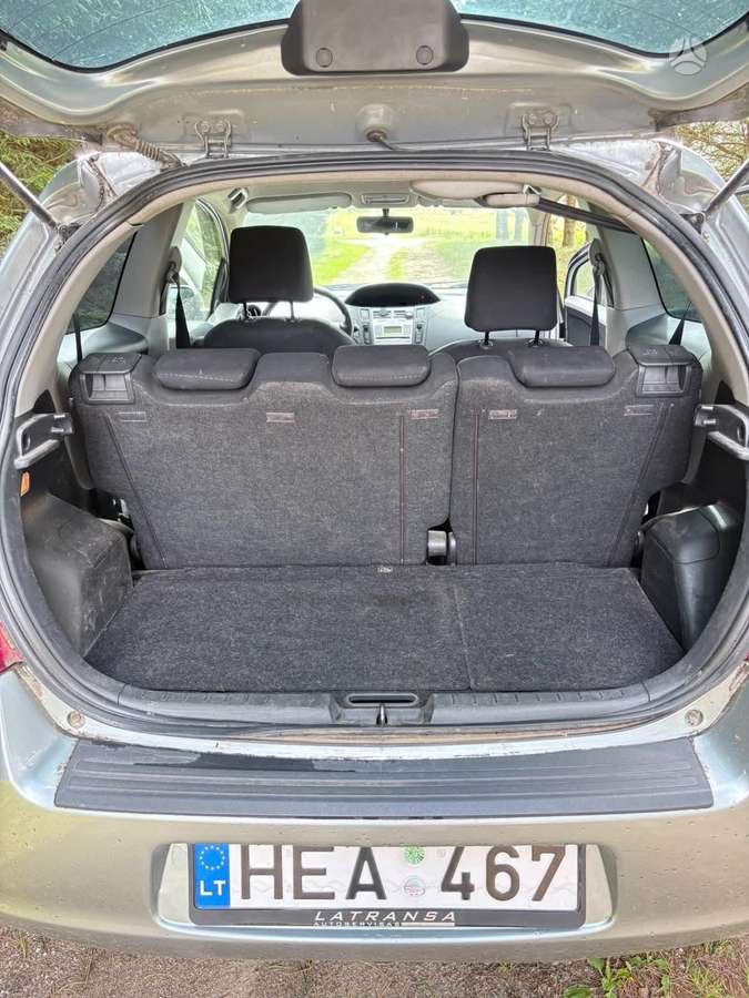 Toyota Yaris - 6