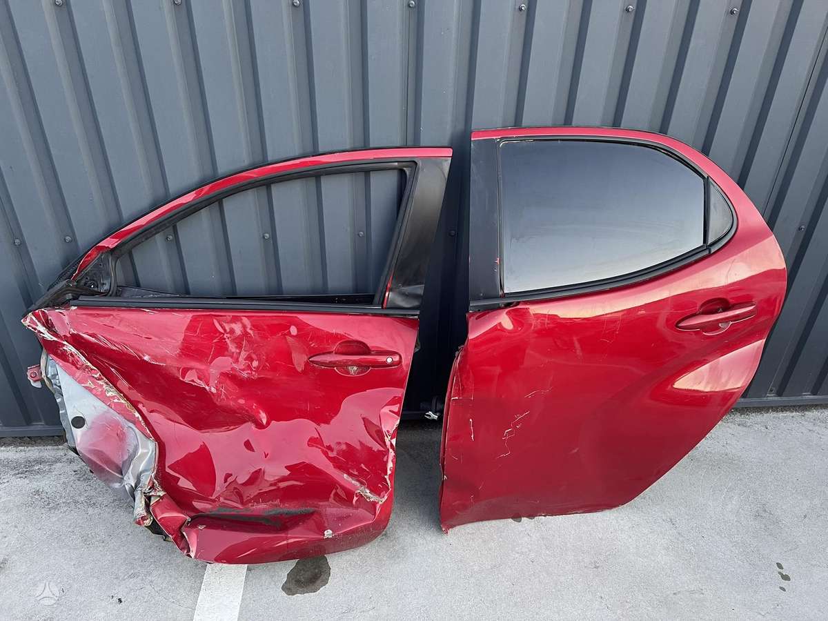 Toyota Yaris - 7