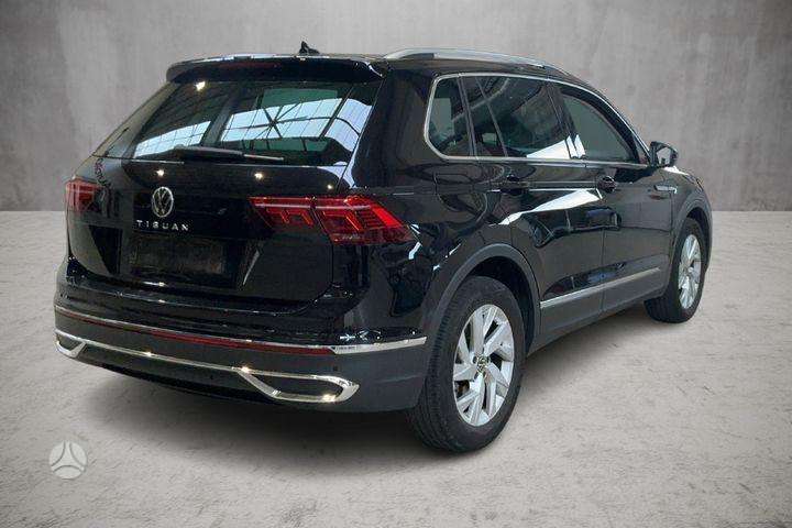 Volkswagen Tiguan - 2