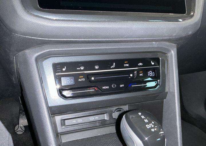 Volkswagen Tiguan - 12