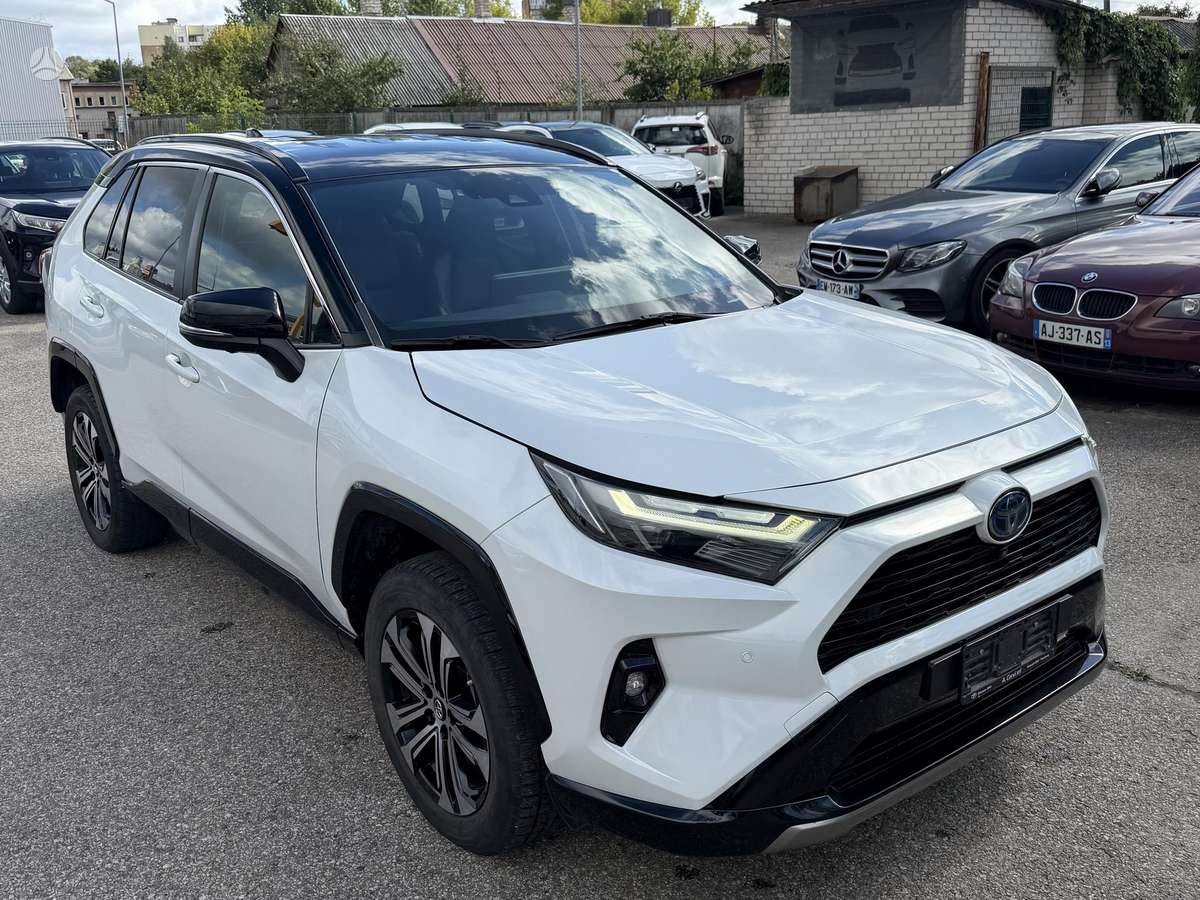 Toyota RAV4 - 7