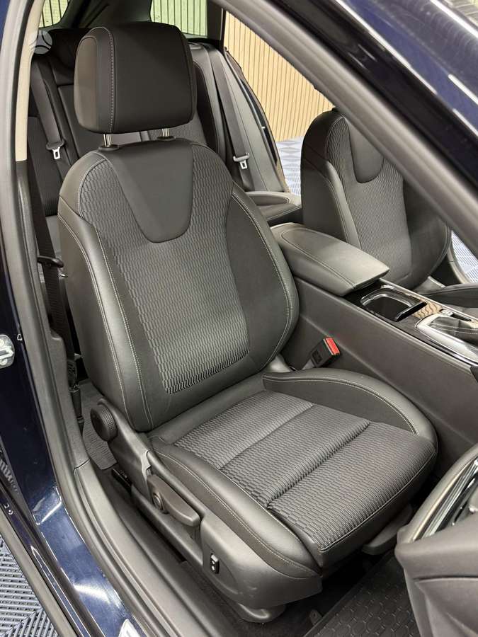 Opel Insignia, 2.0 l., wagon