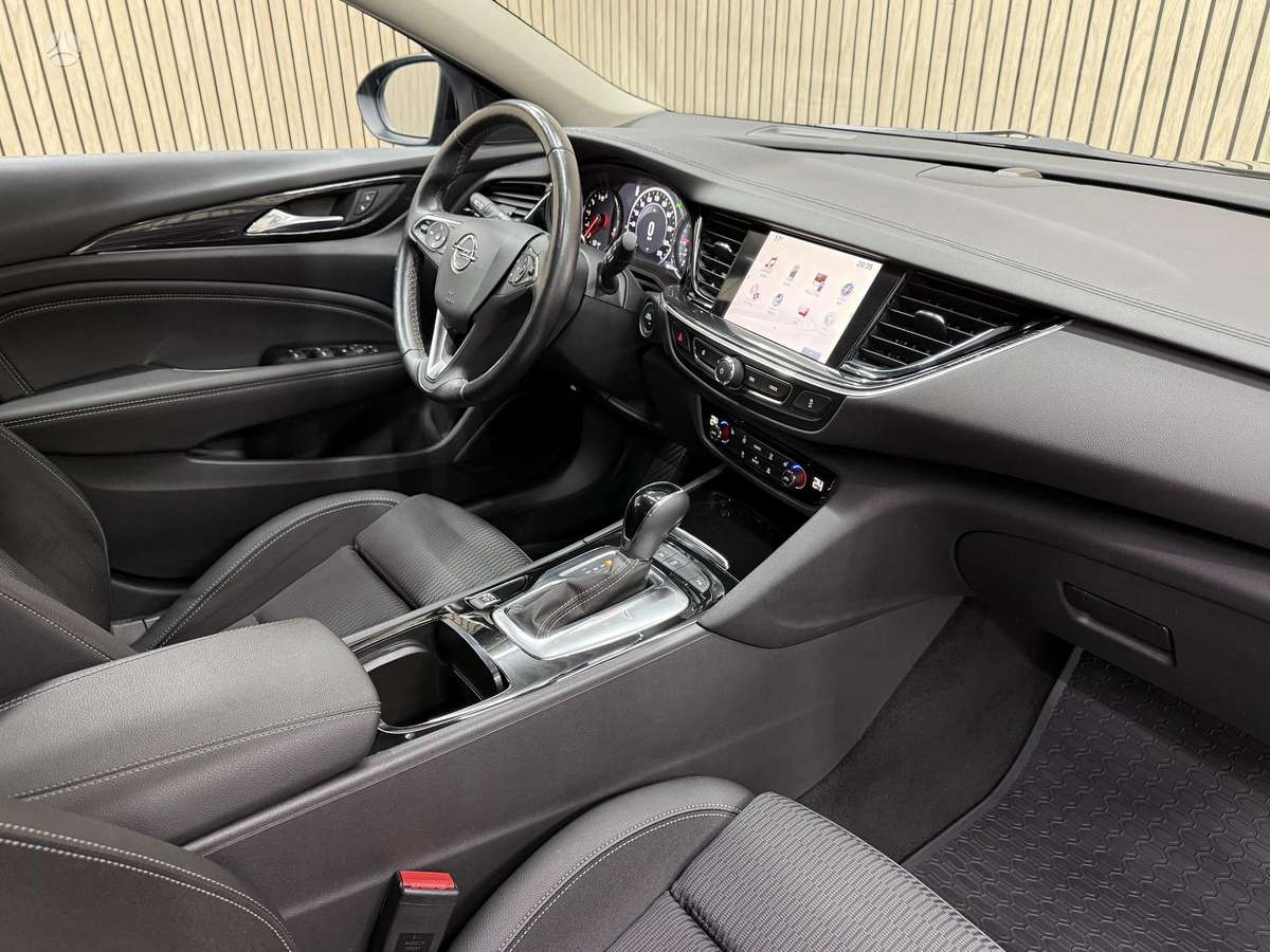 Opel Insignia, 2.0 l., wagon