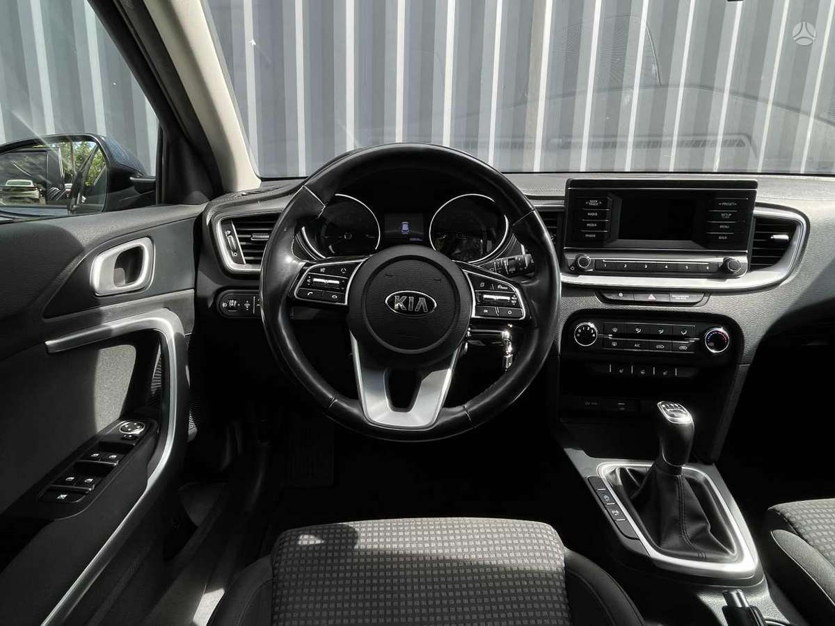 Kia Ceed, 1.0 l., Хэтчбек