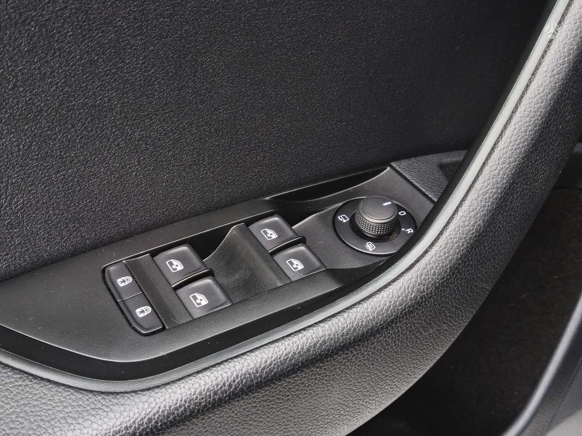 Skoda Superb, 2.0 l., Хэтчбек